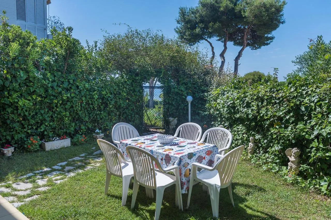 Hauzify I Apartament Orquidies Platja d'Aro Apartment